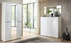Garderobenschrank