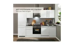 Küchenzeile mit E-Geräten