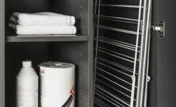 Putzmittelschrank