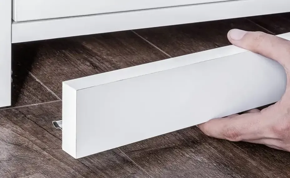 Putzmittelschrank
