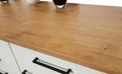 Singleblock mit Elektrogeräten Ens