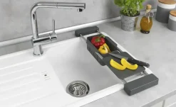 Spülen-Caddy ausziehbar